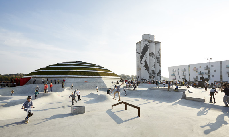 I Haderslev finder du både en af Europas største streetdomes og Haderslev Domkirke, der kan ses fra det meste af byen.